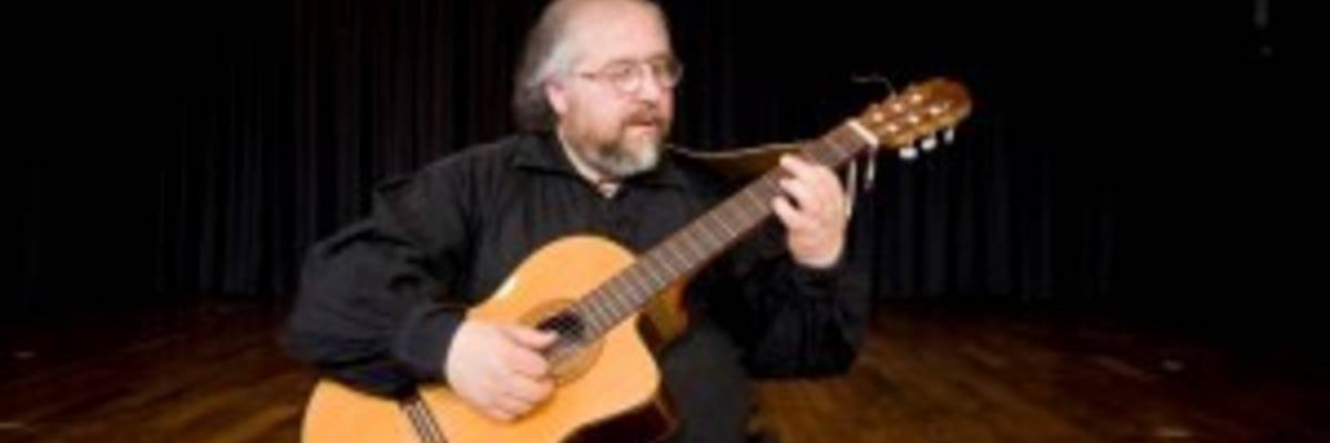 Gitarrenspieler auf der Bühne